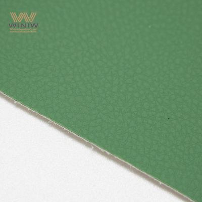 Couro sintético versátil com design e estilo para pastas executivas.