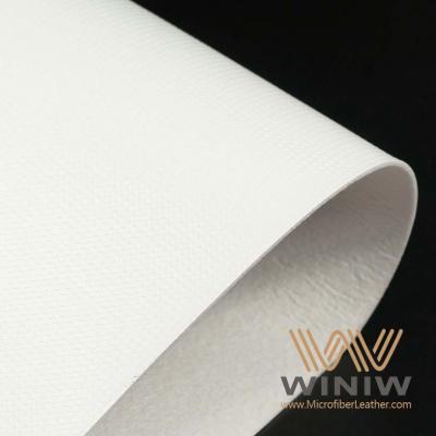 Couro vegano macio ao toque para bolas de futebol de treino juvenil.