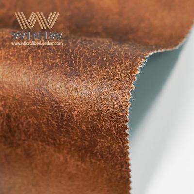 Couro sintético ideal para sofás modulares, seguro para crianças e animais de estimação.