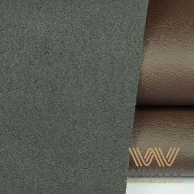 Couro sintético reforçado e resistente a perfurações para palmilhas de calçados de segurança.