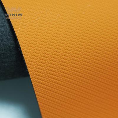 Couro sintético de alta resistência à abrasão para calçados de proteção.